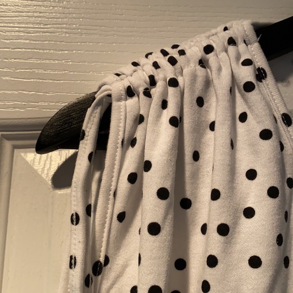 Polka Dot Top - Weekenders brand - Picture 2 of 2